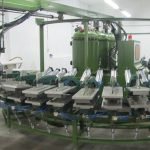 पीयू सुरक्षा जोडी बनविण्याची मशीन डीआयपी जोळू केळी प्रकार उत्पादन लाइन